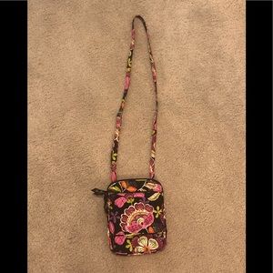 Vera Bradley cross body patterned purse!